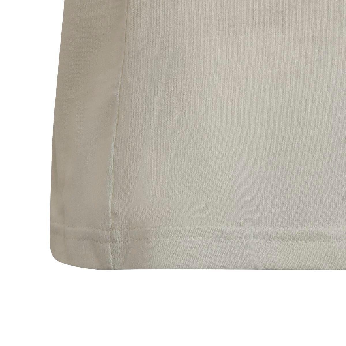 Cream junior T-shirt bottom hem with stitched edge