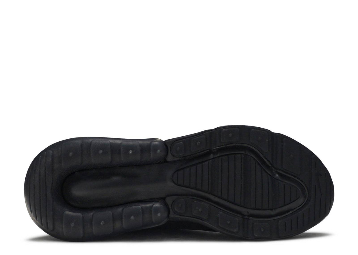 Nike Air Max 270 black outsole tread