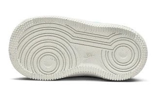 Toddler sneaker rubber outsole with circular traction grooves