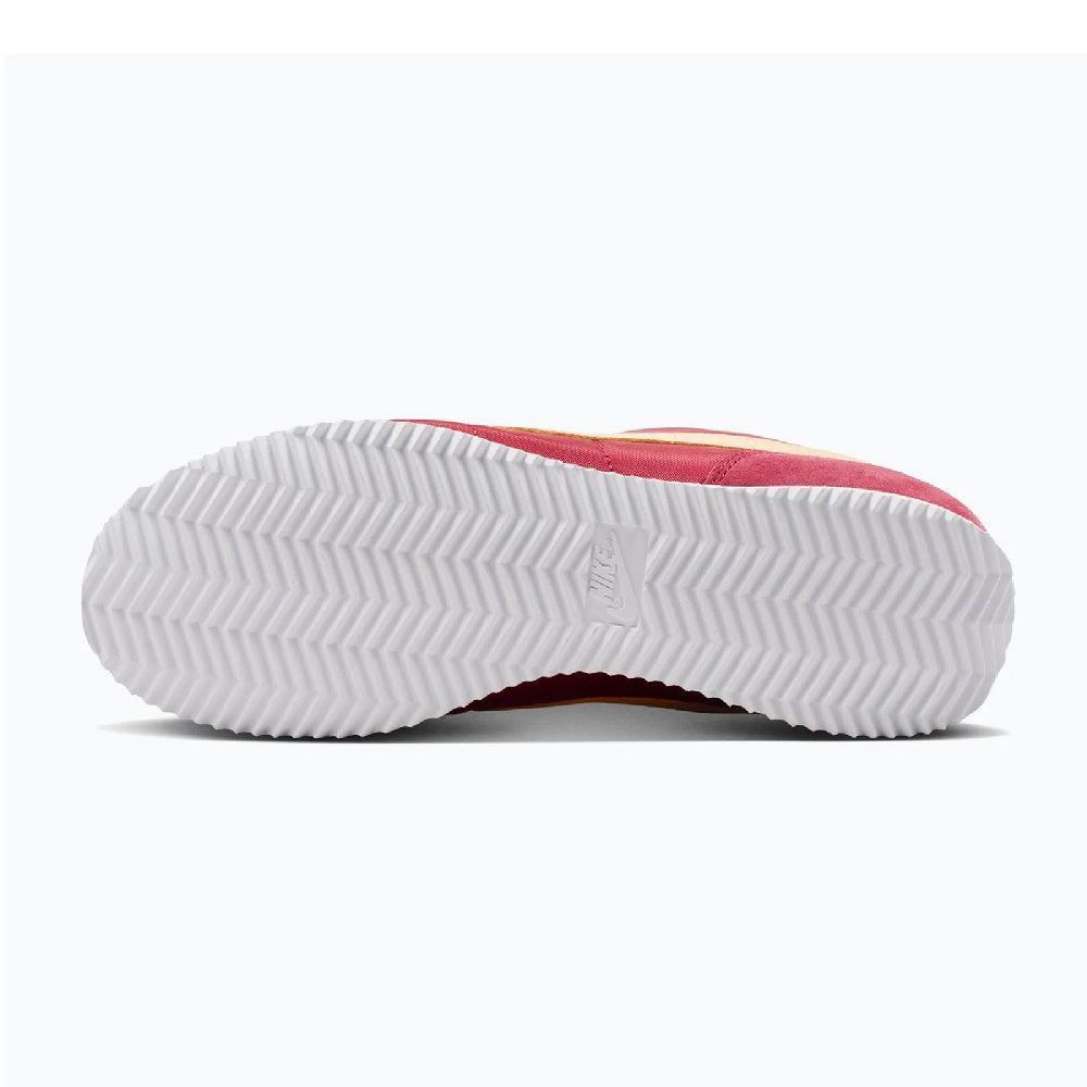 Cortez outsole with zigzag tread on white rubber, red upper edge