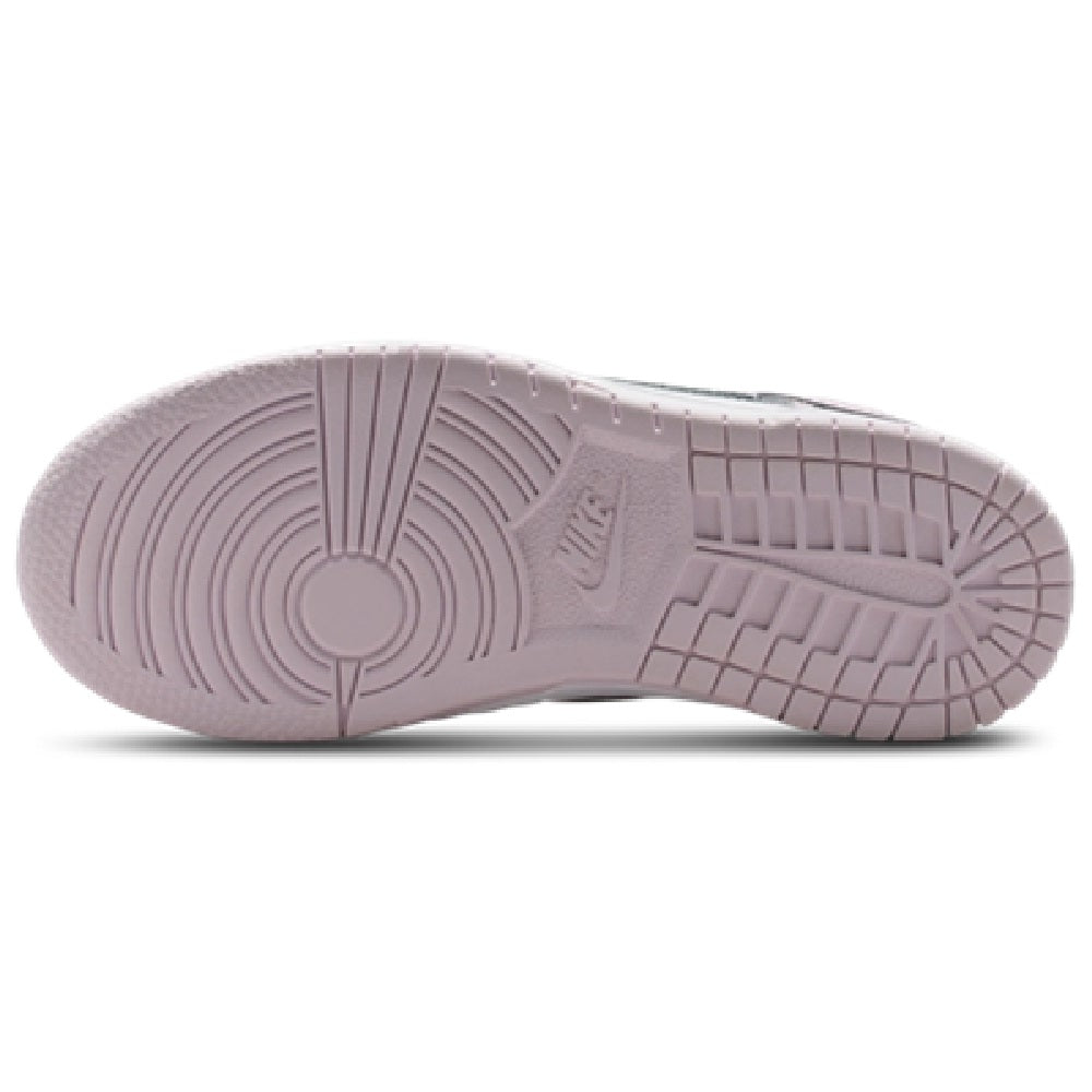 Nike Dunk Low kids sneaker outsole in light violet rubber with tread pattern