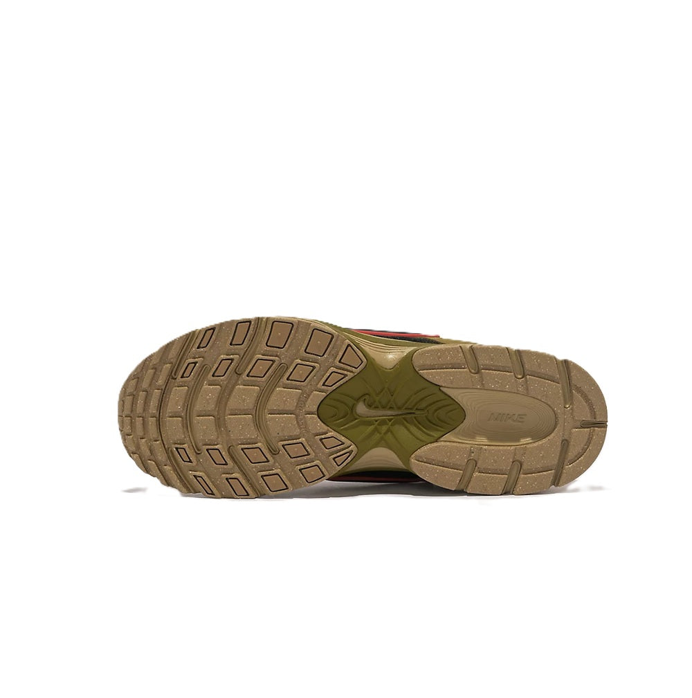 Men's Nike V5 RNR outsole view, tan tread with green heel logo