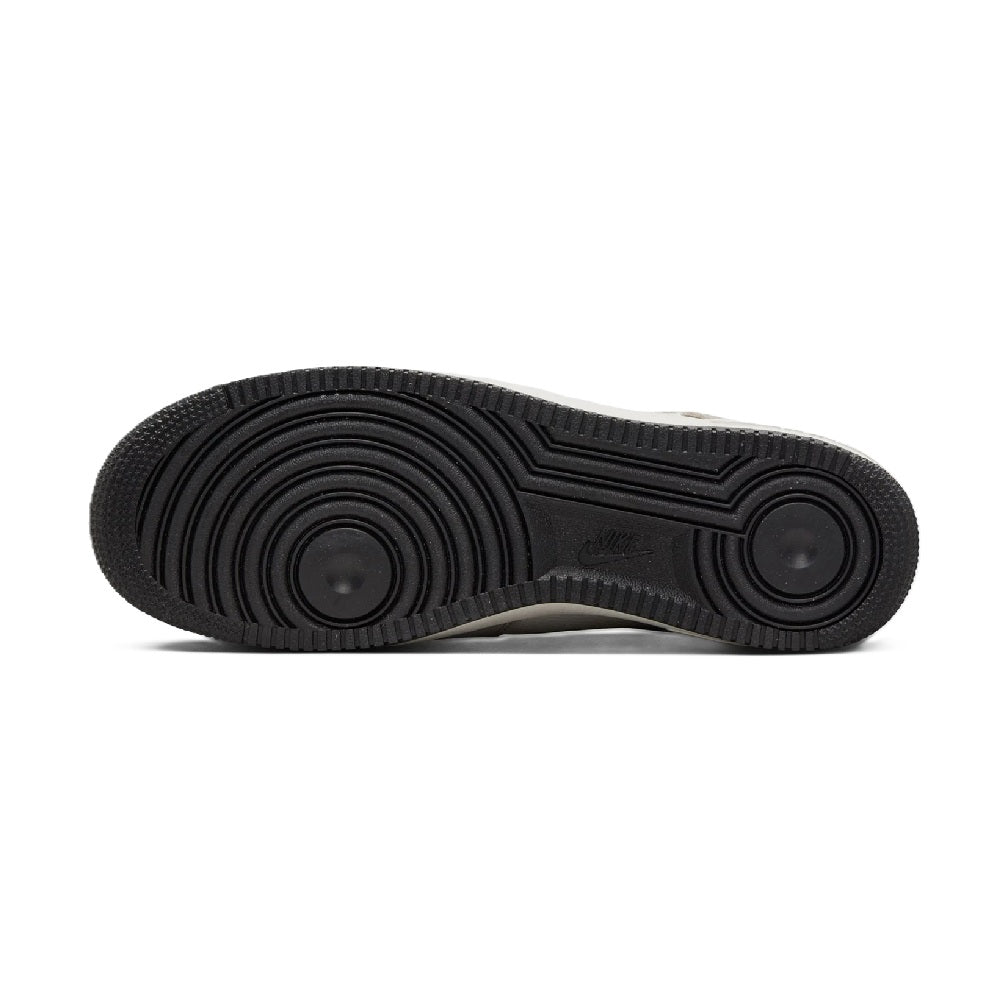 Men's Nike Air Force 1 low-top sneakers outsole, textured dark rubber tread