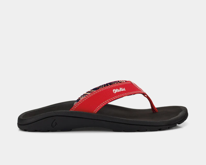 Flip-flop sandals with red toe thong and black sole
