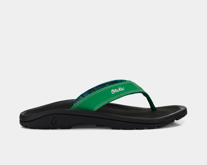 Flip-flop sandals with green toe thong and black sole