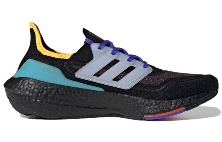 adidas UltraBoost 21