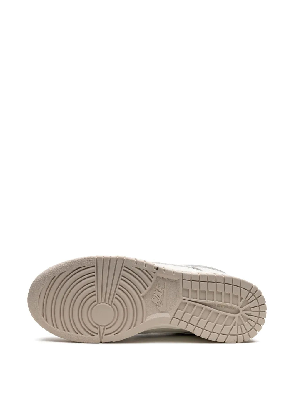 Nike Dunk Low Ess Trend