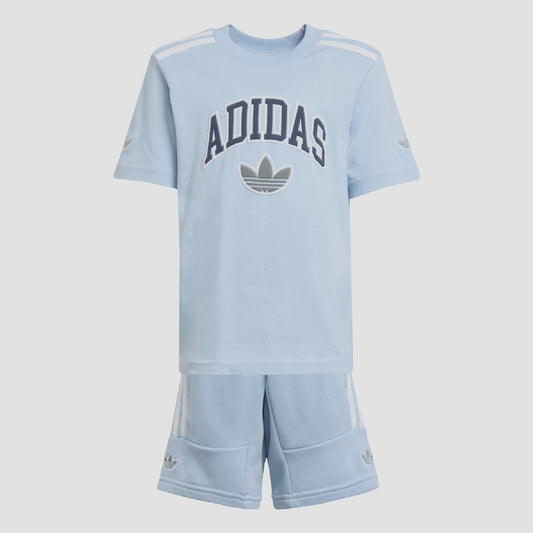 Adidas Originals juniors' T-shirt and shorts set for ages 8-16, featuring classic logo design and casual athletic style.