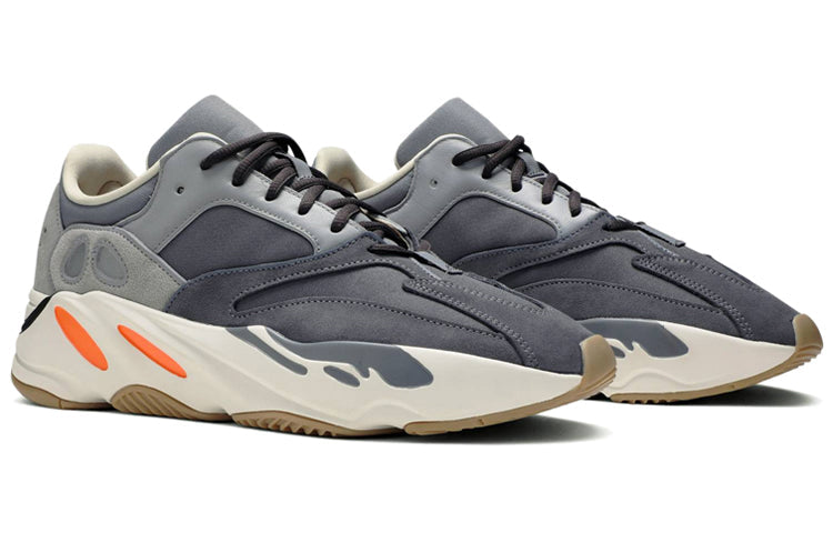 adidas Yeezy Boost 700