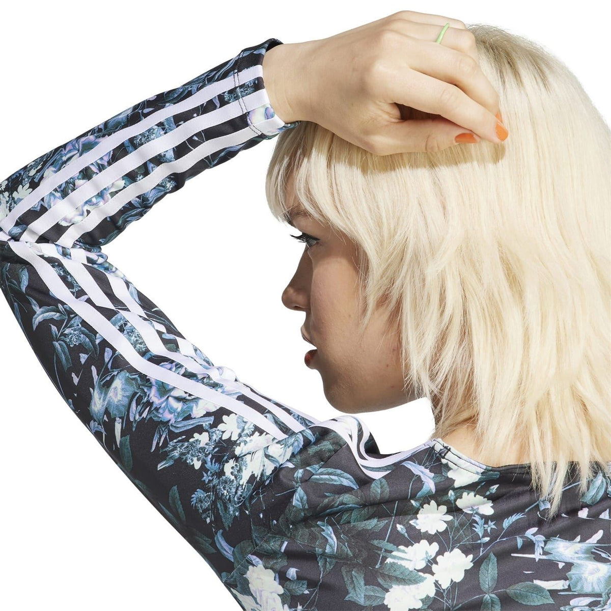 adidas Originals Flwr scoop neck cropped slim fit blouse, fitness and gymwear top with a sporty design and comfortable fit
