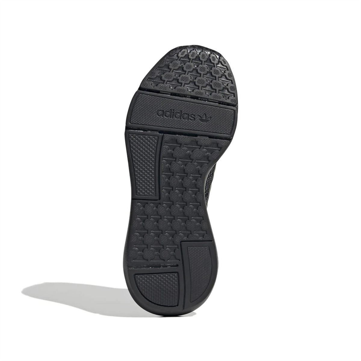 adidas Originals Junior Swift Run 22 trainers in size 3-5, lightweight athletic shoes with breathable mesh and supportive soles