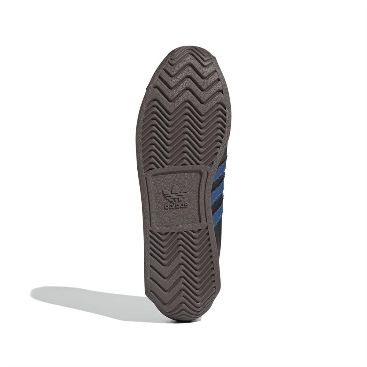 Rubber outsole with zigzag tread and adidas trefoil logo on heel