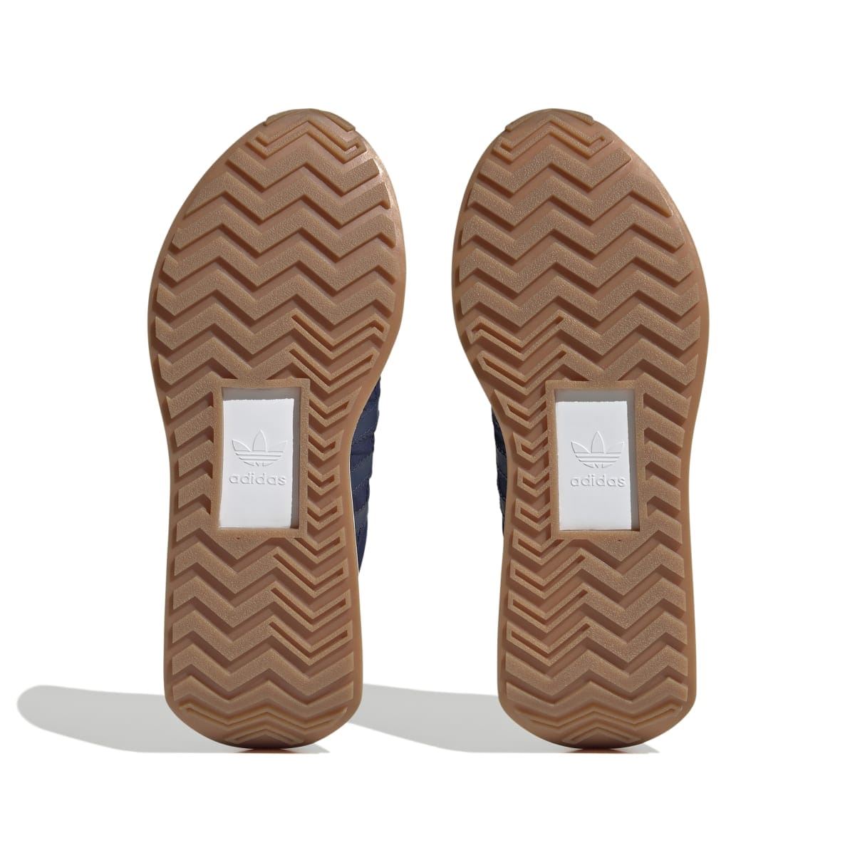 adidas Originals Courty XLG trainers outsole with zigzag tread and adidas logo