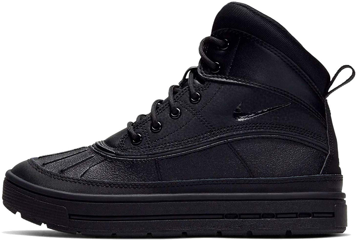 Kids' Nike Woodside 2 High black boots, lace-up with padded collar and side swoosh