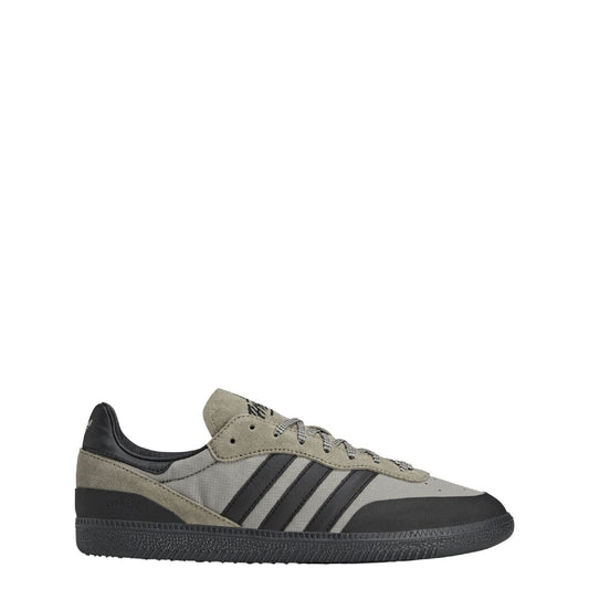 adidas Originals 100 Thieves Palos Hills shoes, stylish footwear with a sleek design, featuring brand logo and modern athletic style