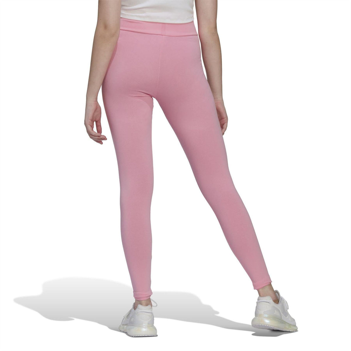 adidas Originals fitness tight leggings in black, form-fitting gymwear with a sleek design and comfortable stretch fabric