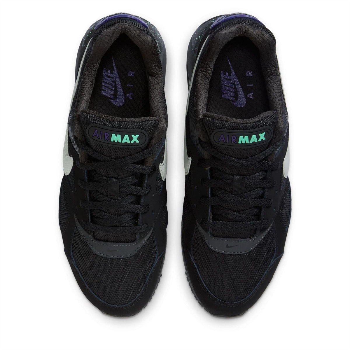 Black Nike Air Max trainers with lace-up closure and Air Max tongue label