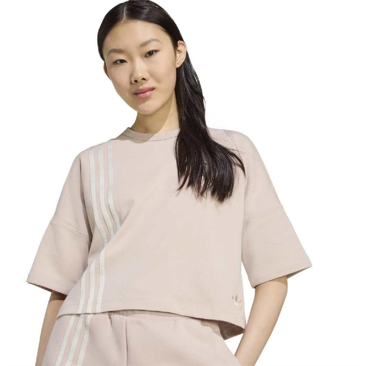 Light taupe crew-neck drop-shoulder t-shirt with vertical side stripes, front close-up