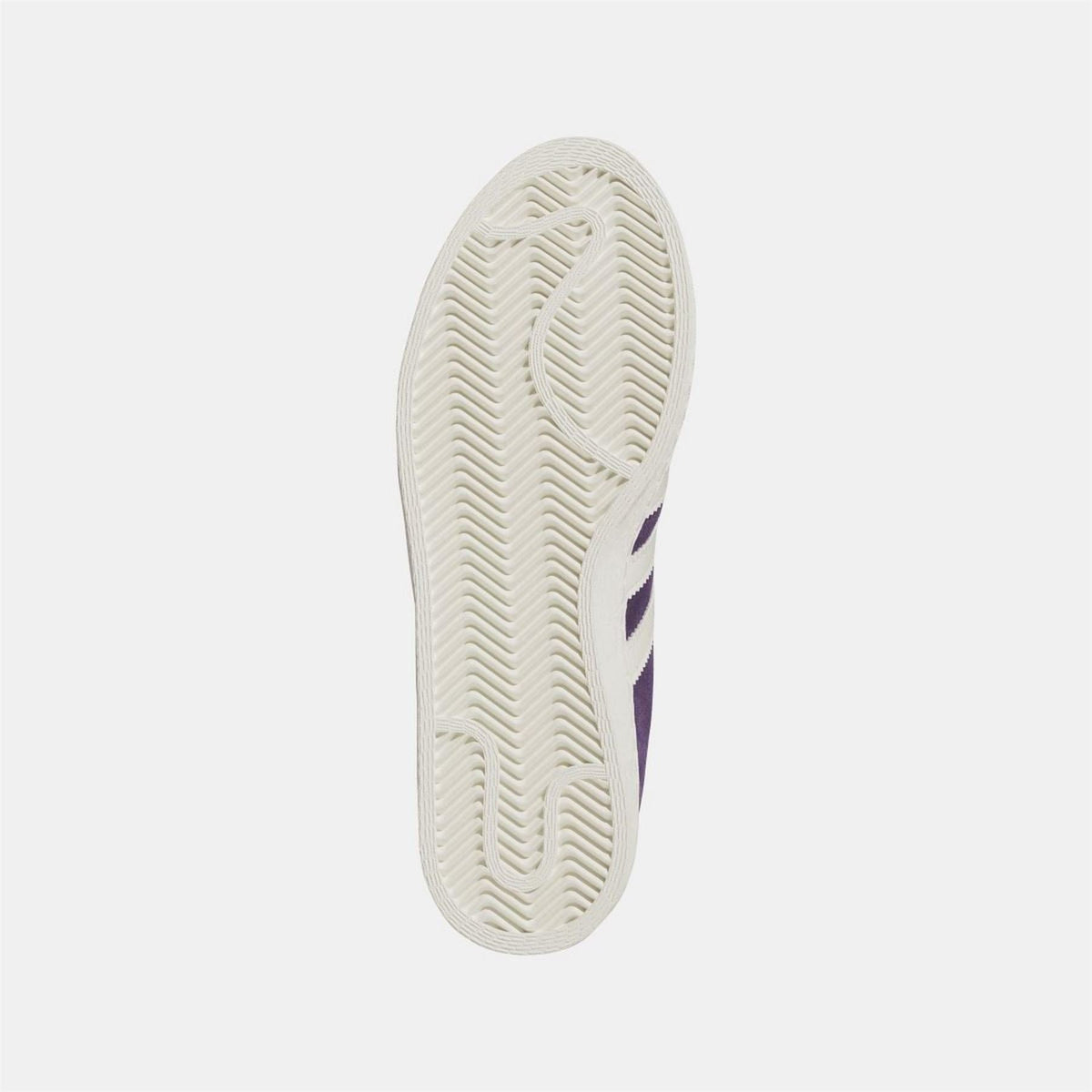 adidas Originals Jabbar Lo shoes, stylish footwear with a sleek design, featuring a low-top silhouette and classic branding.