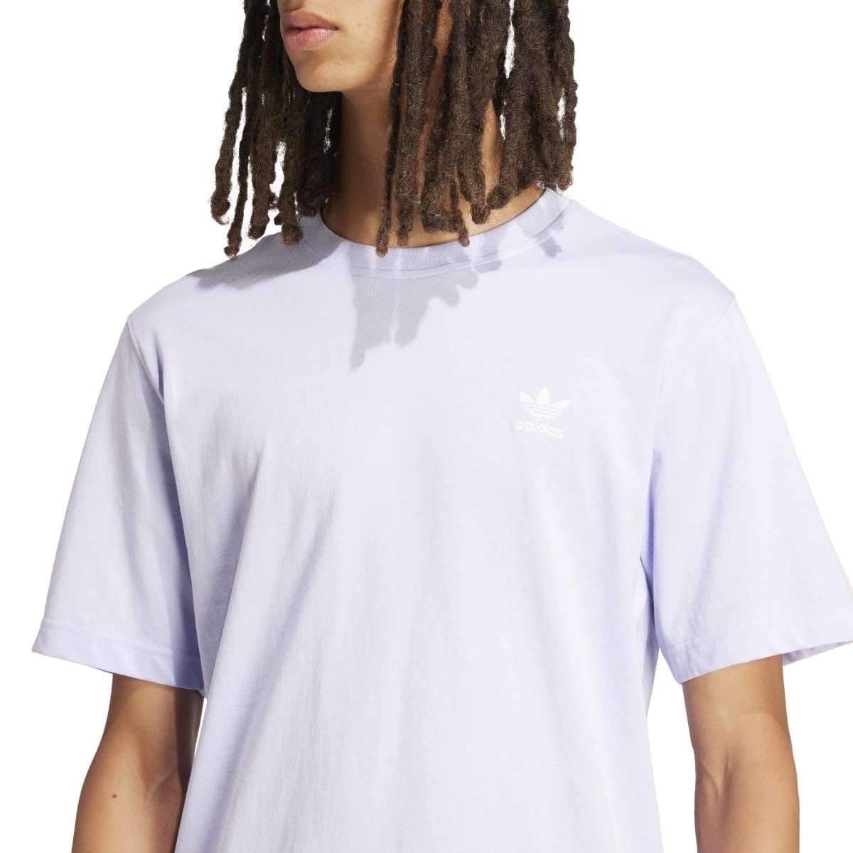 Back close-up of light violet adidas Originals trefoil essentials t-shirt with trefoil logo at upper back