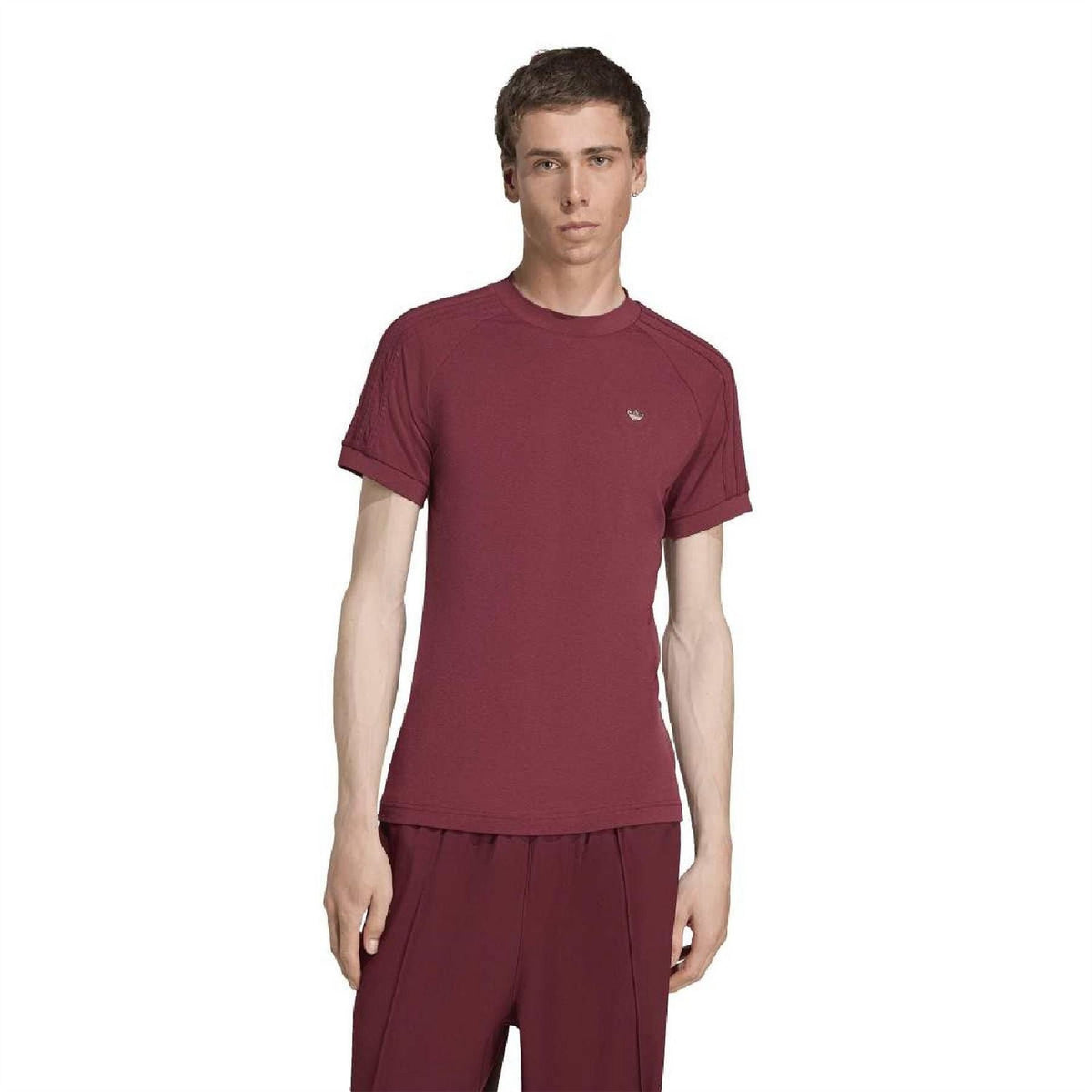 Men's maroon short-sleeve T-shirt worn with matching pants