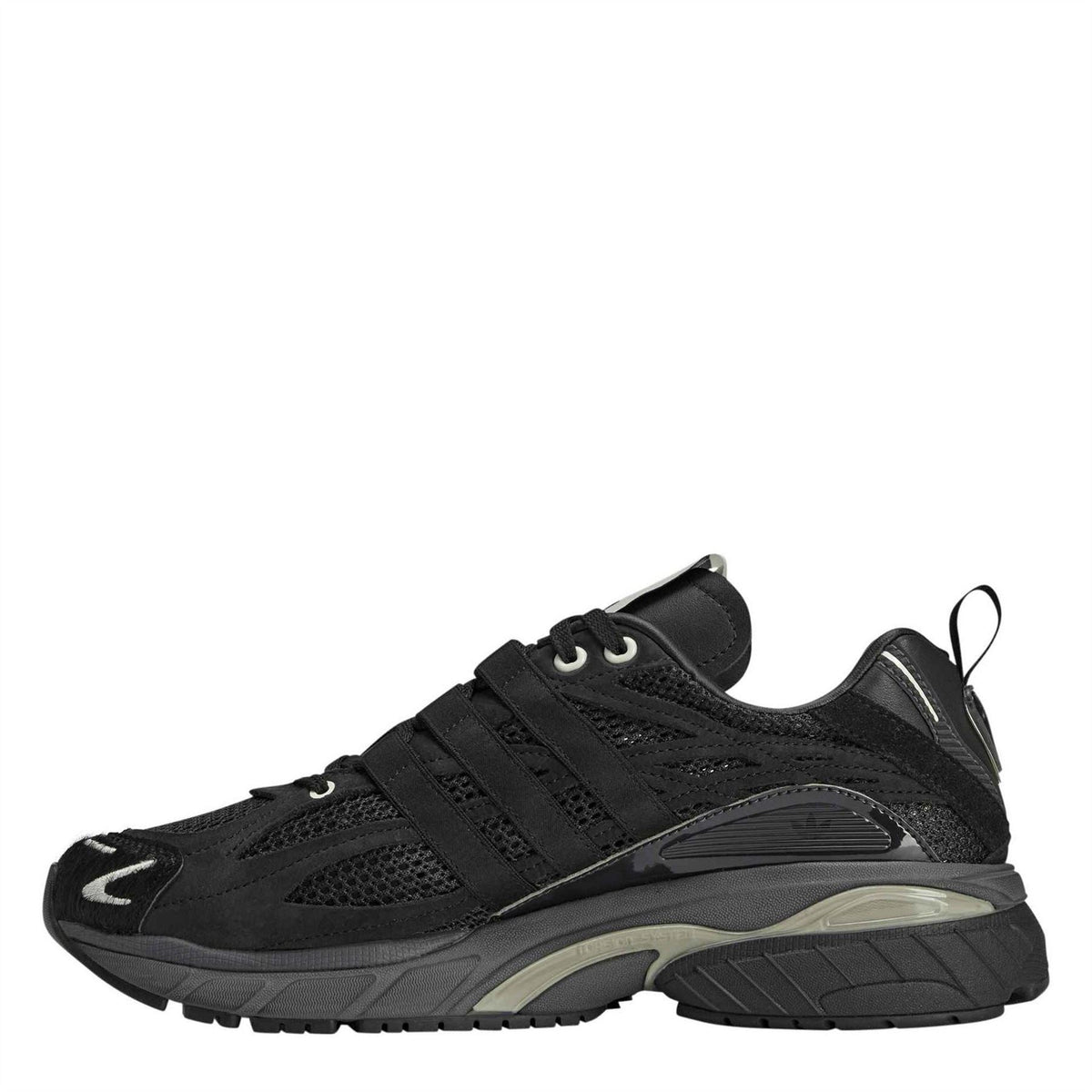 adidas Originals Cushion STFM trainers, stylish footwear with cushioned soles, featuring a sleek design and modern athletic look