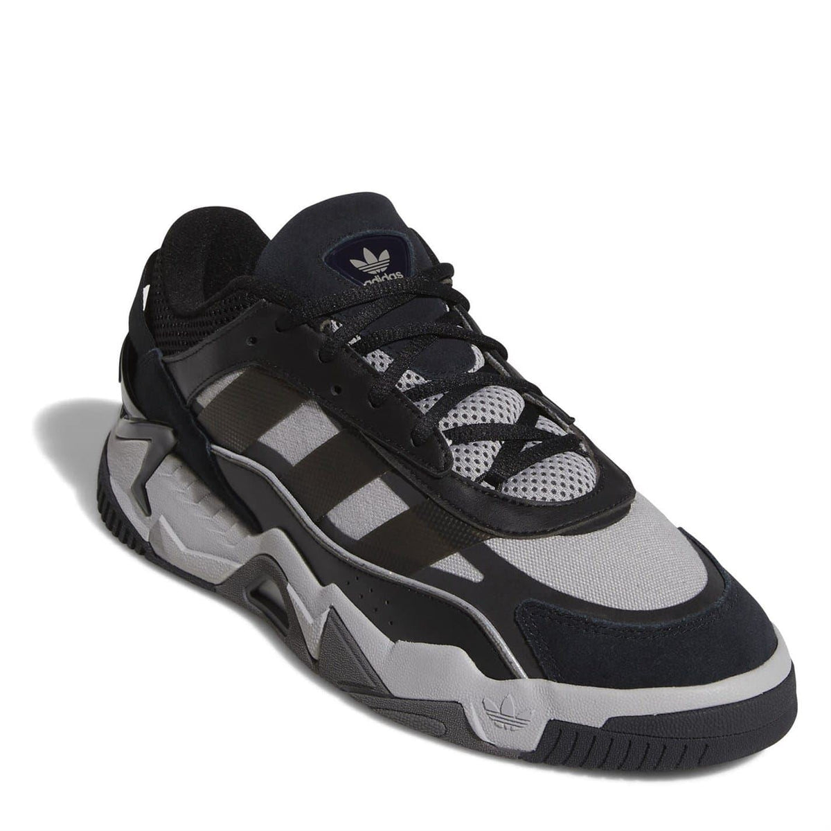 adidas Originals Niteball II low-top sneakers, lace-up front in black, gray and white