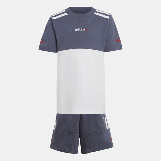 Adidas Originals juniors shorts and t-shirt set for ages 8-16, featuring sporty design and comfortable fabric.