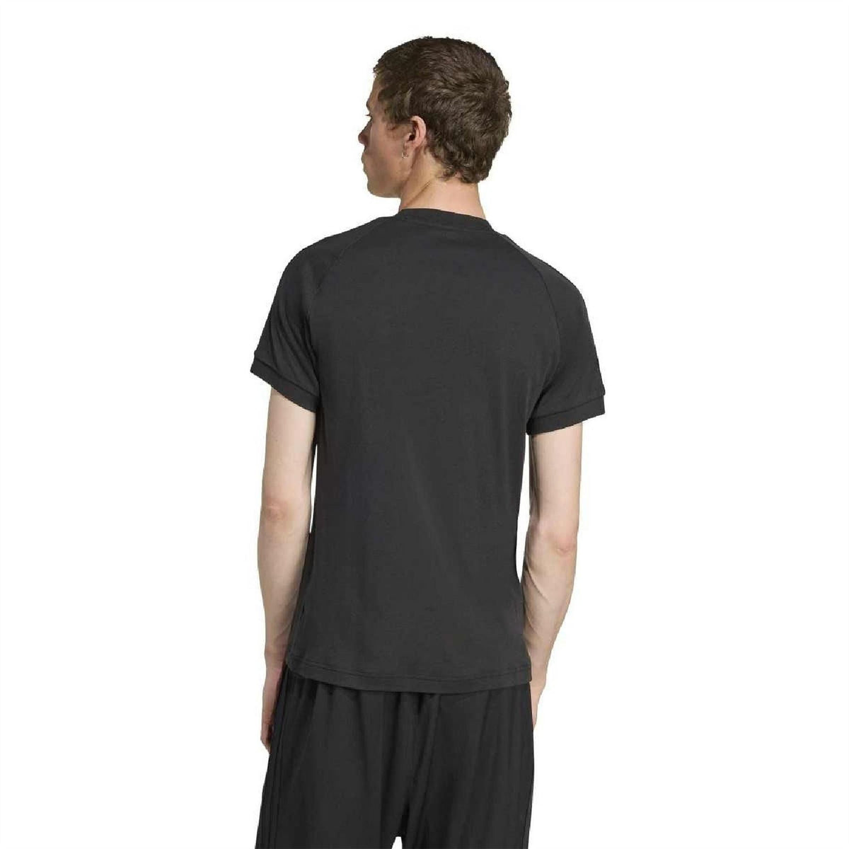 Black crew-neck T-shirt, plain back with raglan sleeve seams
