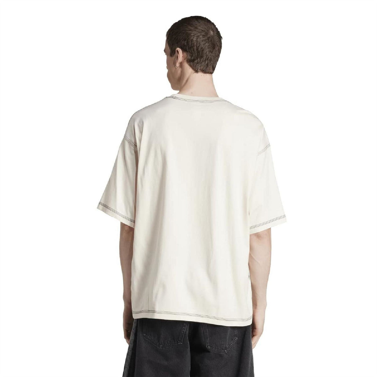 Wonder white adidas Trefoil Essentials T-shirt, plain back with stitched hem