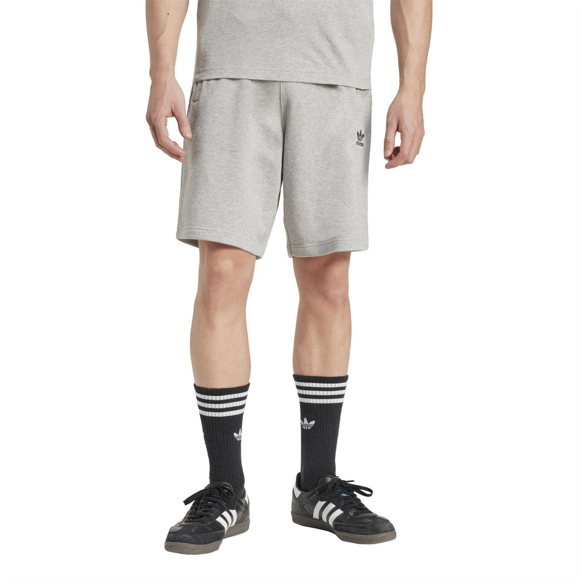 Med Grey Heath Essentials shorts with adidas logo, relaxed fit and ribbed cuffs