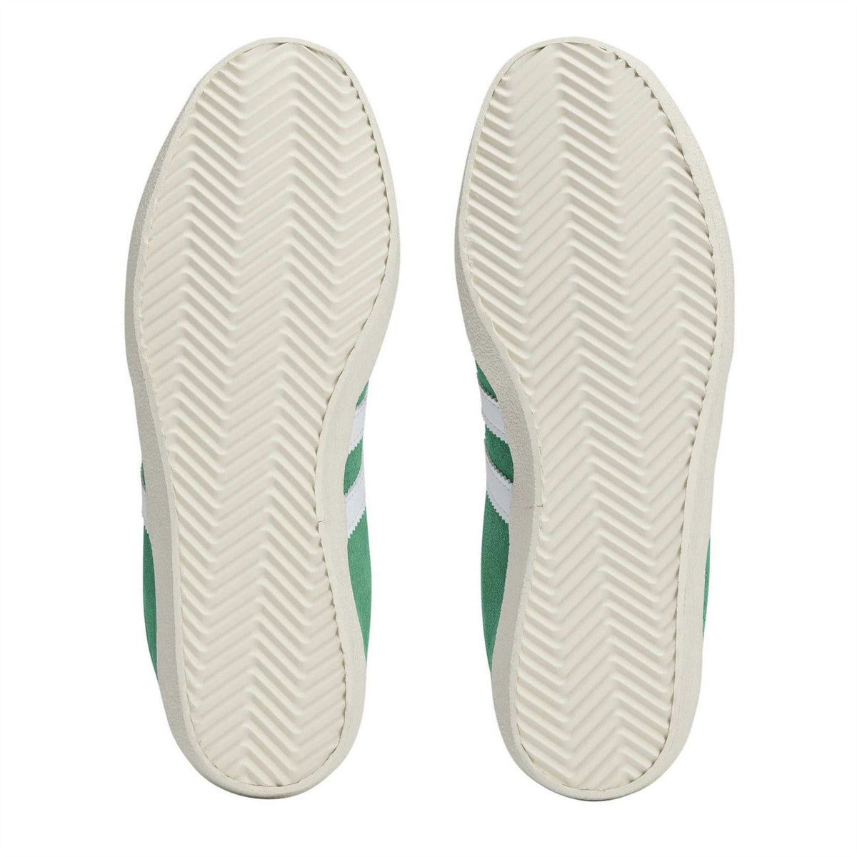 Court-style trainers outsole view with zigzag tread, court green and white uppers