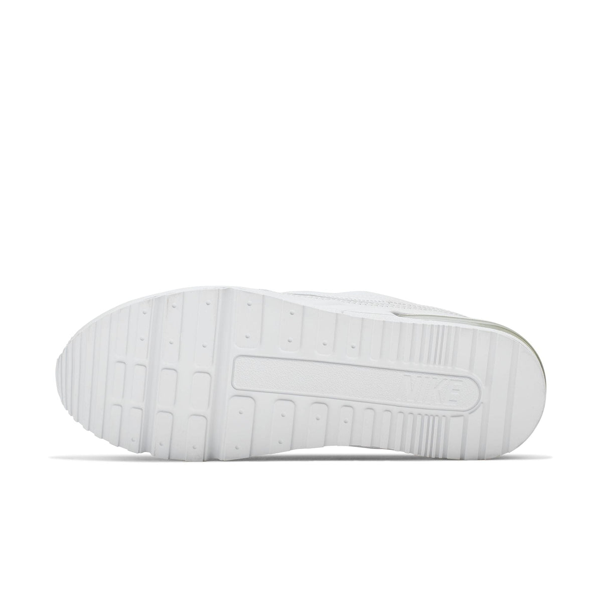White outsole of lace-up Air Max LTD 3 shoes with traction tread