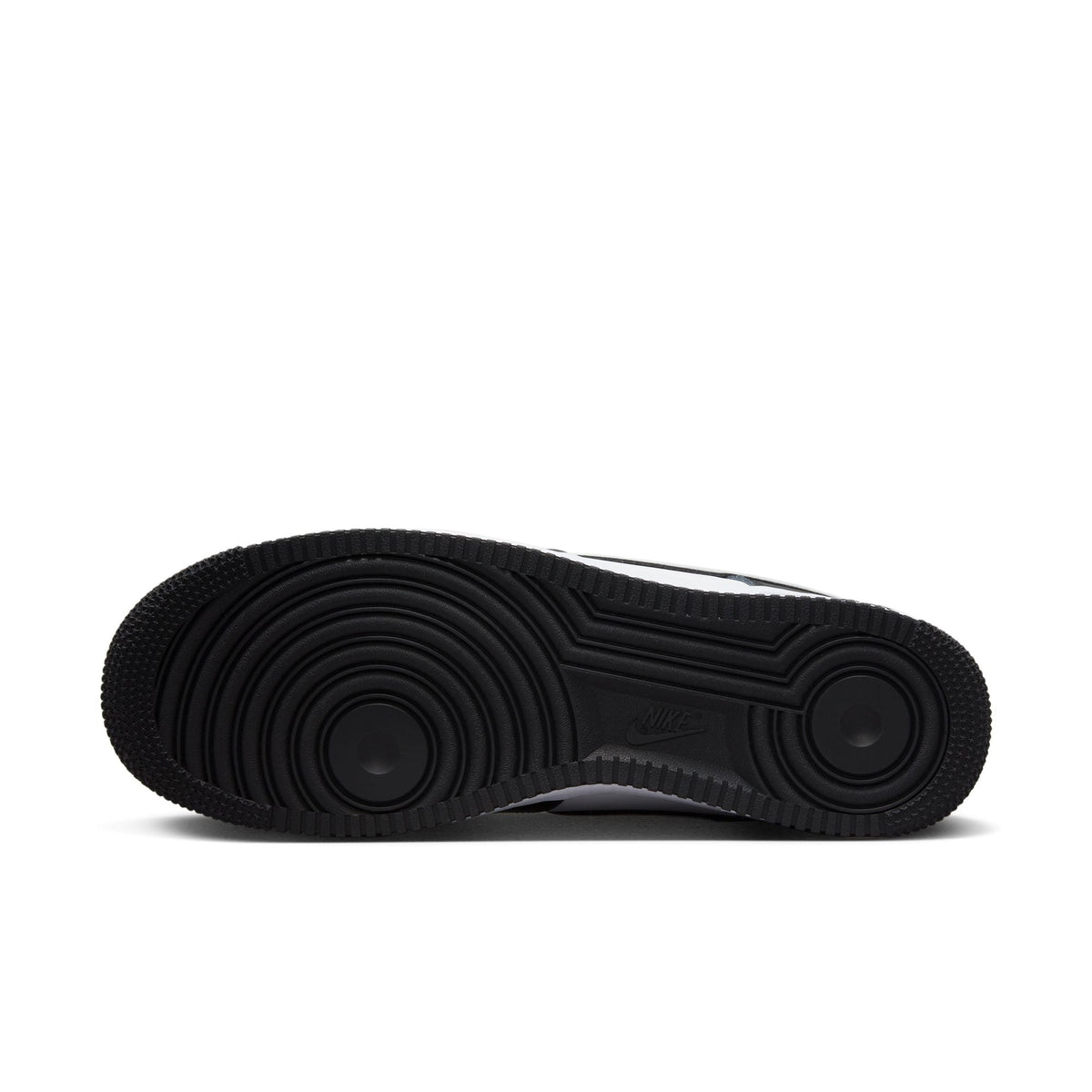 Air Force 1 '07 low-top sneakers outsole, black rubber tread pattern view
