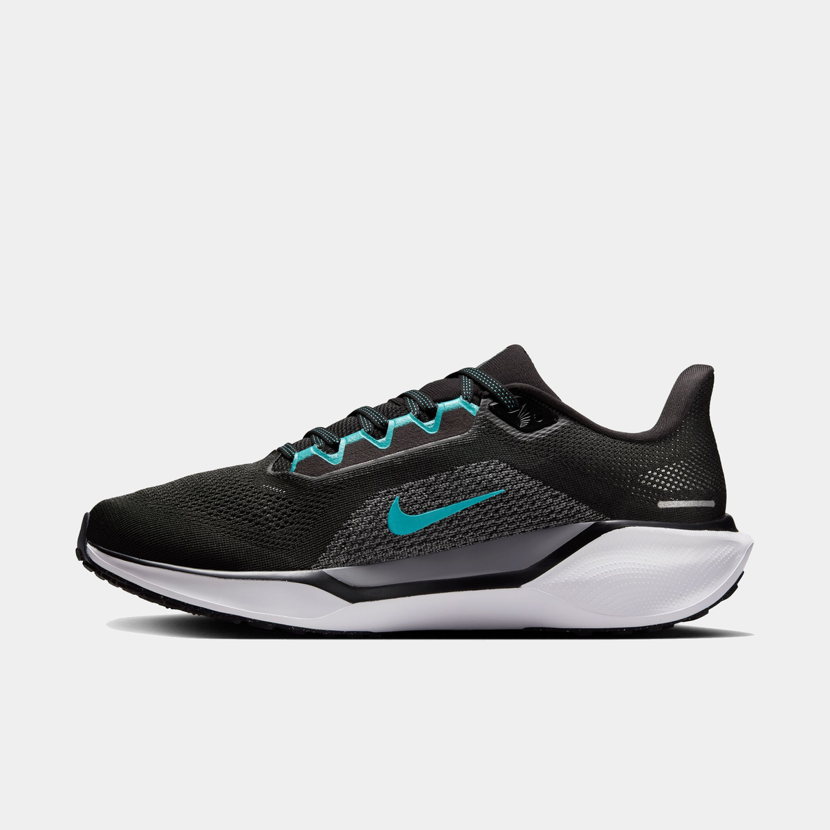 Air Zoom Pegasus 41 running shoes in black with teal trim and white sole