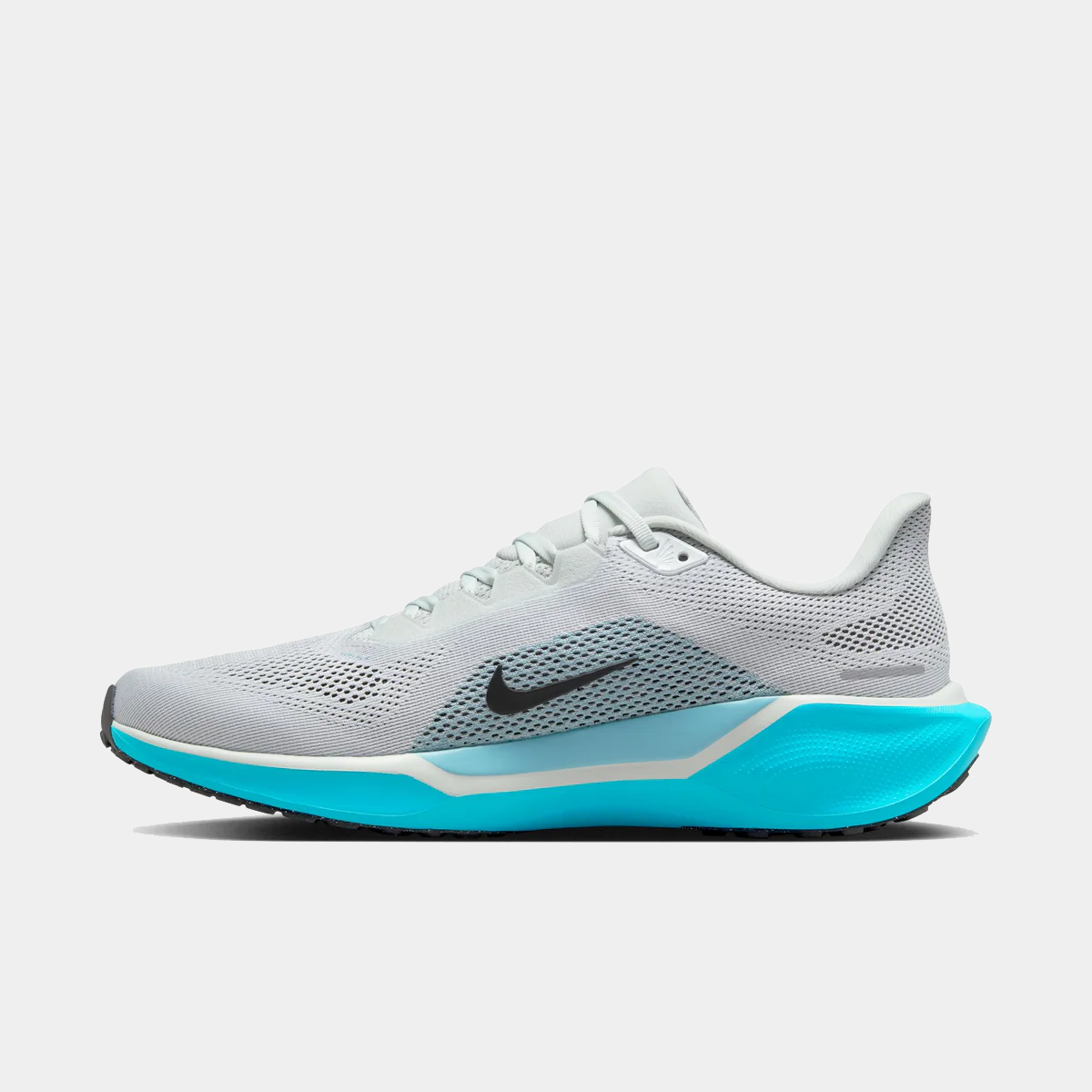 Air Zoom Pegasus 41 running shoes in white with teal swoosh and midsole