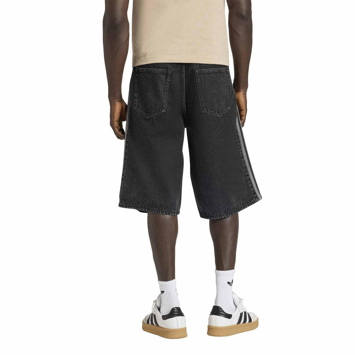 Dark denim shorts, back view with two pockets and side stripe panel