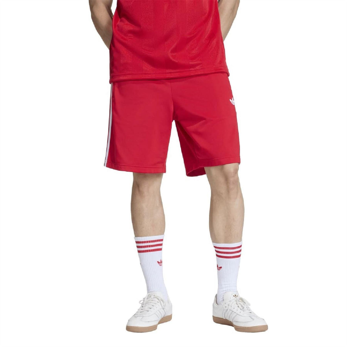 Scarlet red bermuda shorts with elastic waist, white triple stripes, side zip pocket