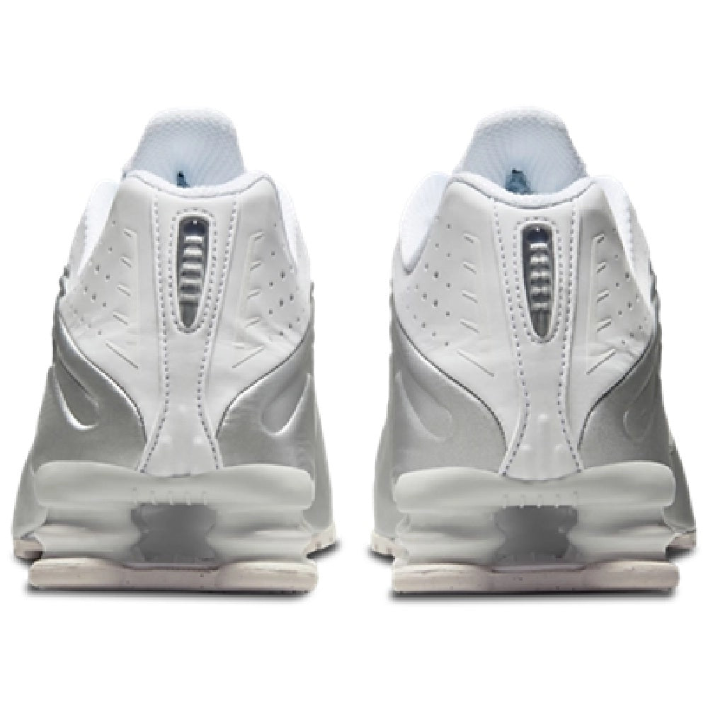 Women's Nike SHOX R4 sneakers, white uppers with heel zipper detail and SHOCK sole