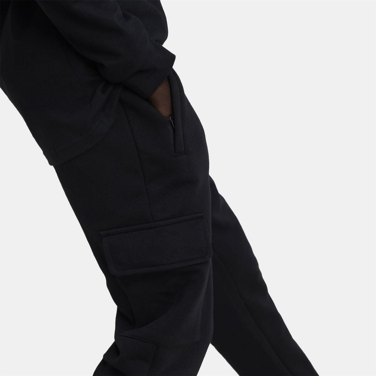 Junior adidas Originals cargo pants in black with multiple pockets, designed for kids aged 8-16 years.