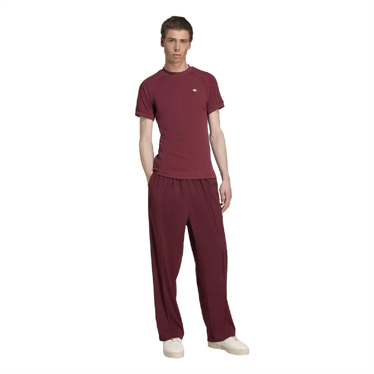 Men's maroon T-shirt and drawstring lounge pants set