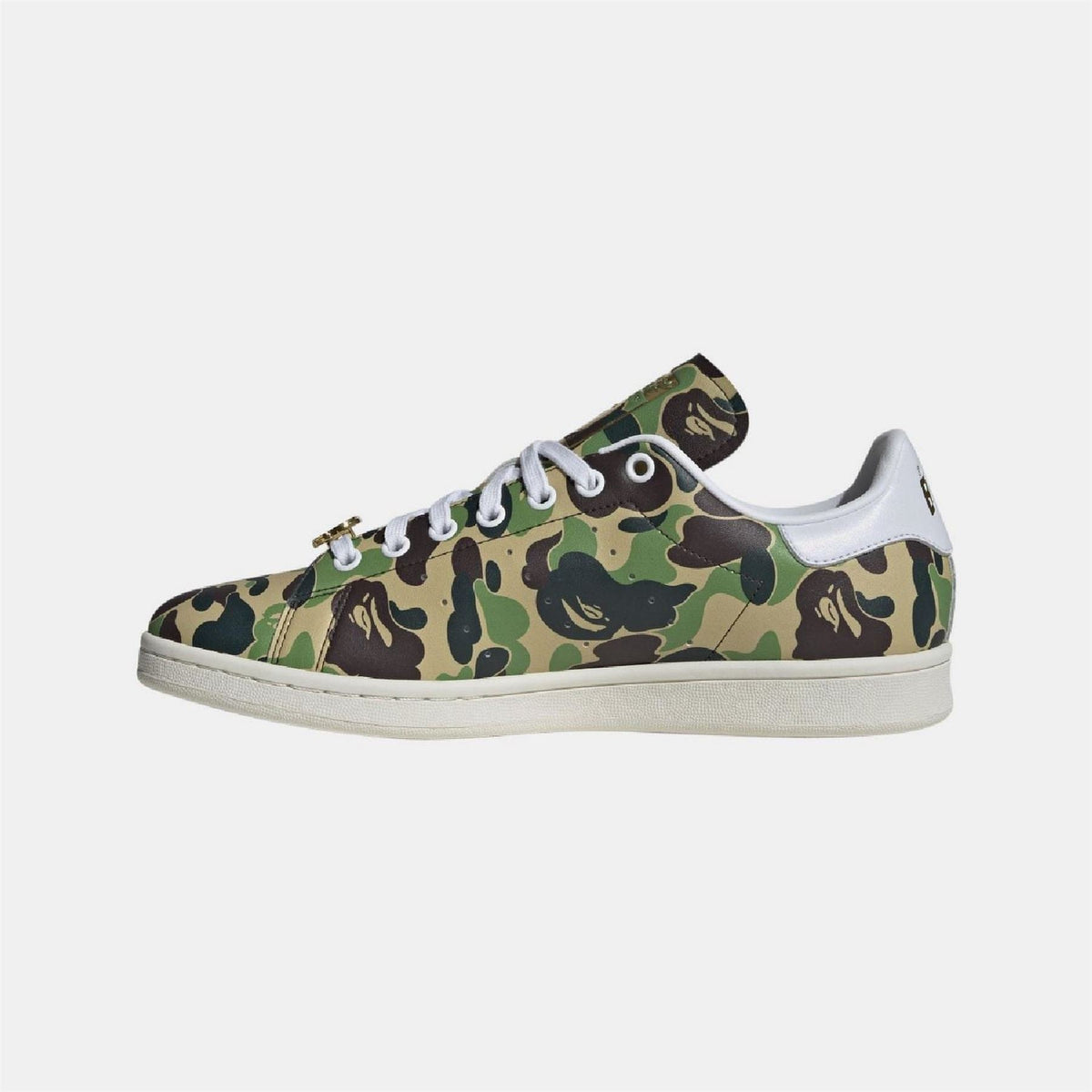 Stan Smith low-top sneaker, green/brown camo print, white laces and light-colored sole
