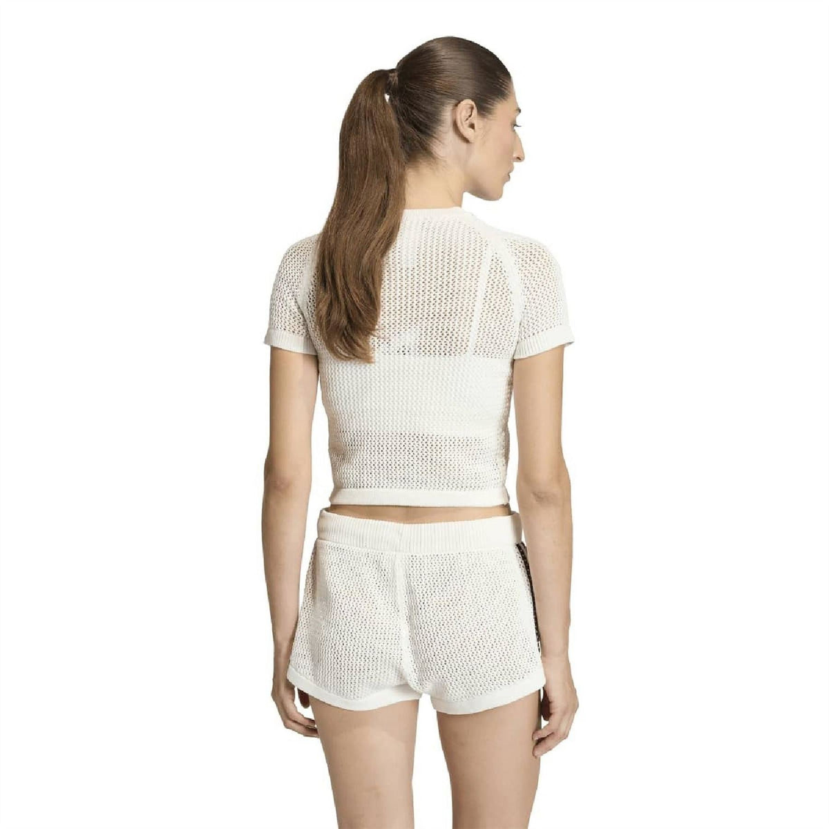 Off-white knitted crochet T-shirt with crew neck and black stripe bands on shoulders