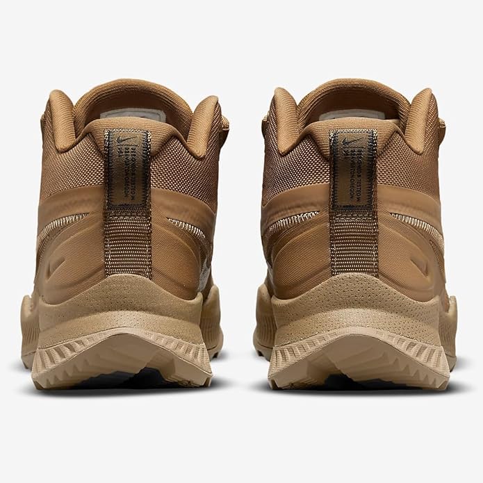 Men's Nike trail boots, heel view with padded back collar and rear pull tab