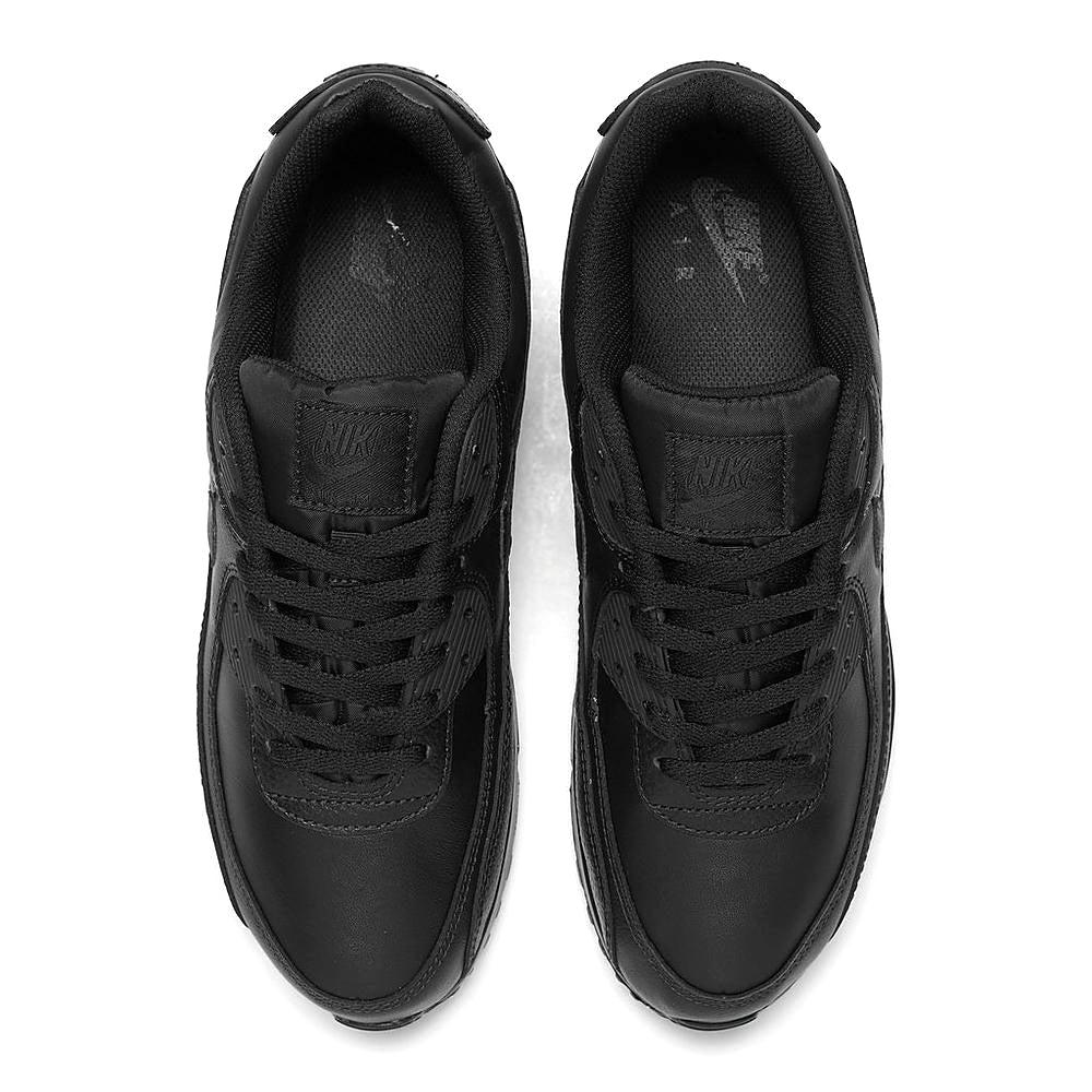 Men's Nike Air Max 90 LTR black leather sneakers, front view with laces and toe cap