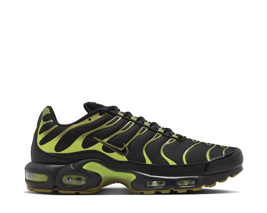 Air Max Plus lace-up sneakers with black mesh and neon green side overlays