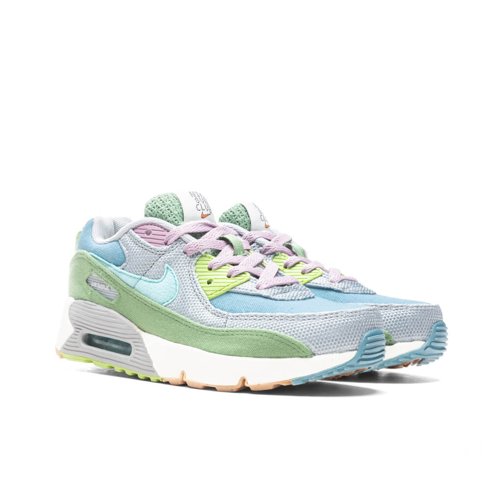 Kids' Nike Air Max 90 SE1 sneakers, light blue upper, green toe, pink laces