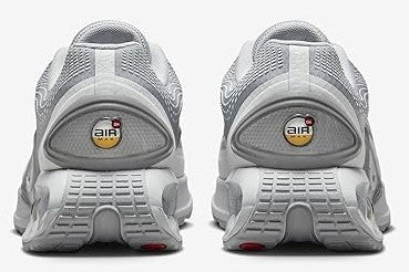 Men's Nike Air Max DN sneakers, heel tabs with Air logo and cushioned back