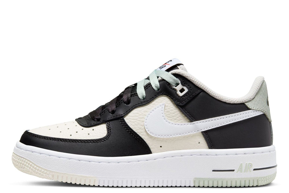 Boys' Nike Air Force 1 sneakers, black and light silver with white swoosh and laces