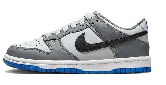 Kids' Nike Dunk Low low-top sneakers, grey/black/white with blue sole
